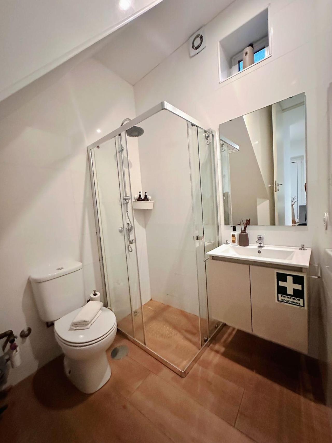 Downtown A Whole House Duplex Designed For Remote Work And Near Metro Lapa Hotel Porto Ngoại thất bức ảnh